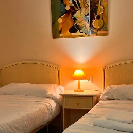 Larga 70 Apartamento *